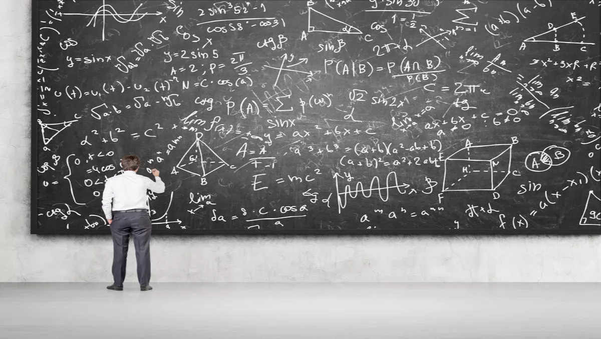 What to choose: Better data, or better algorithms?