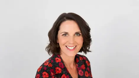 Is getting on the property ladder harder for women?