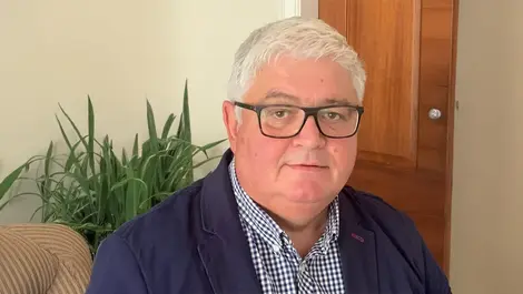 Ps    barry leach   headshot