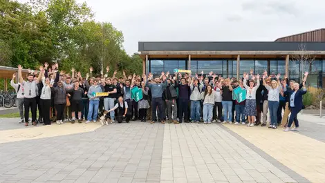 2025 students pitcured infront of skylon