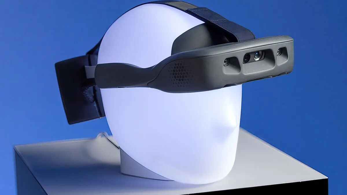 Lumen glasses for the blind